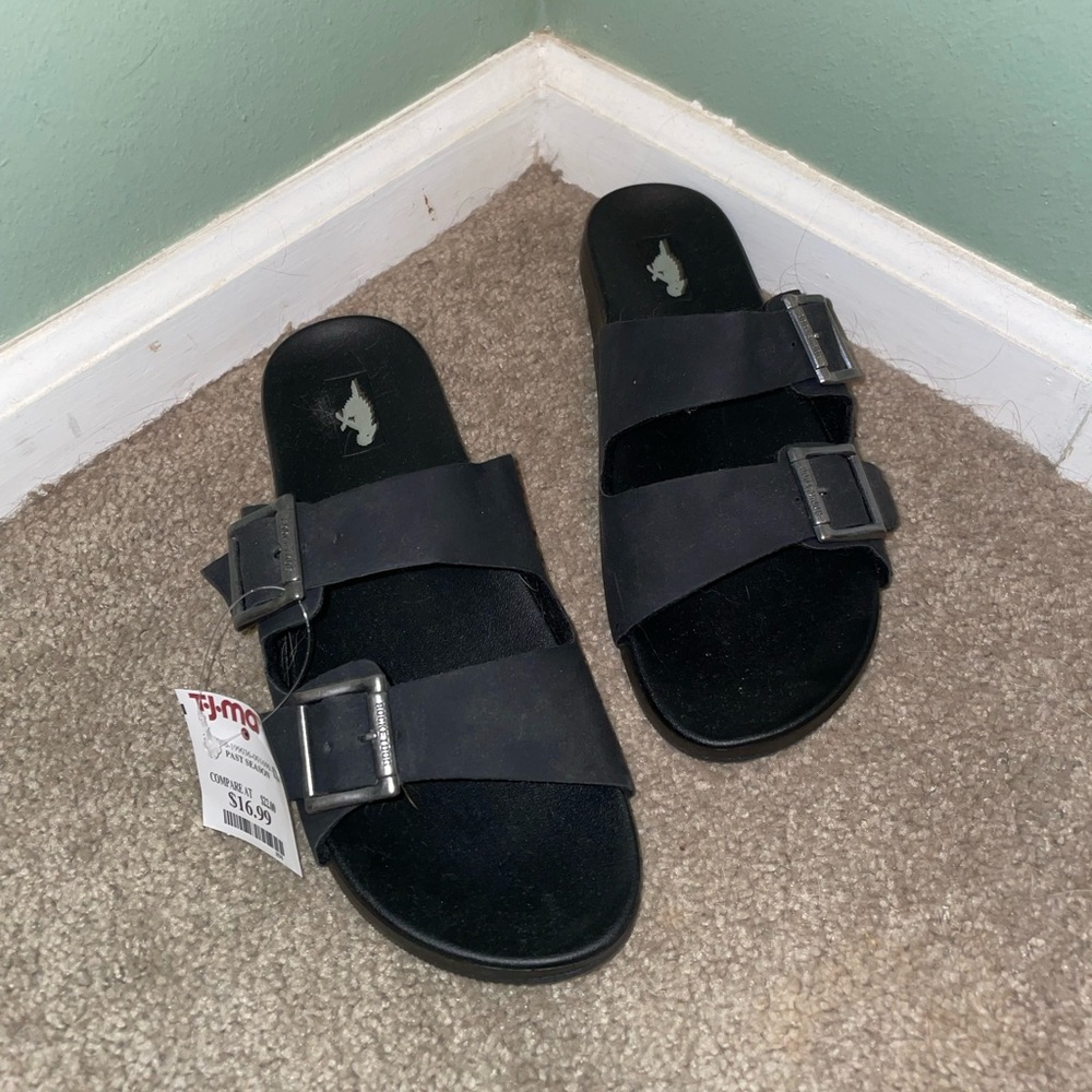 Rocket dog sandals